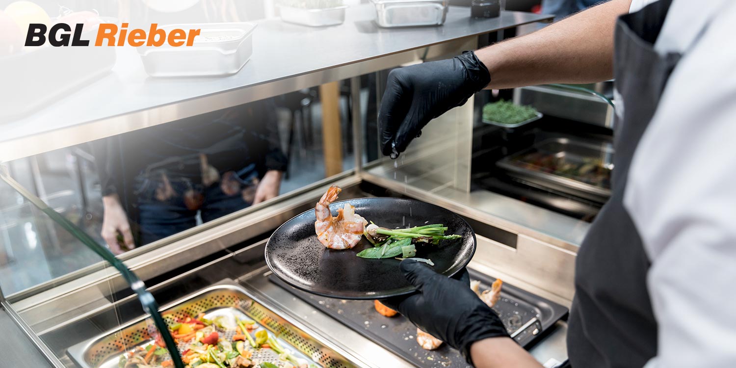 Front cooking with fire suppression