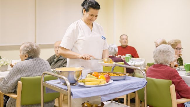 Winterhalter offers advice on care home warewashing